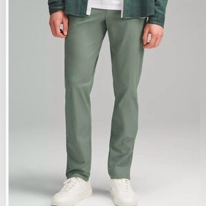 Lululemon ABC Classic Fit Warpstreme Men’s 34 Grey Eucalyptus SOLD OUT online !